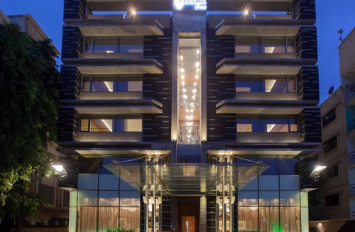 Navarangpura Gam Hotel | Hotel Cosmopolitan Ahmedabad