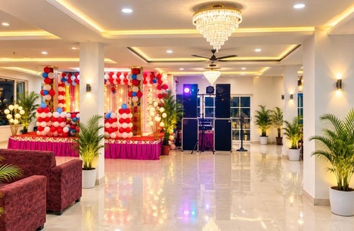 Srinagar Hotel | Hotel Devlok