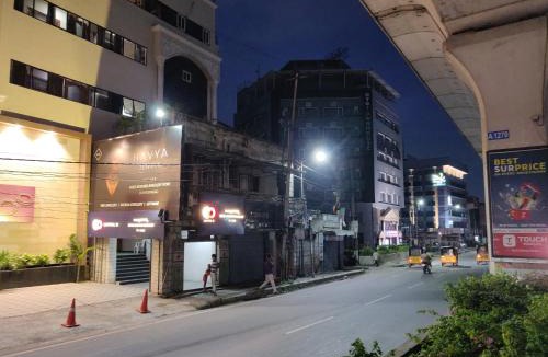 Hyderabad Hotel | Hotel Gayathri
