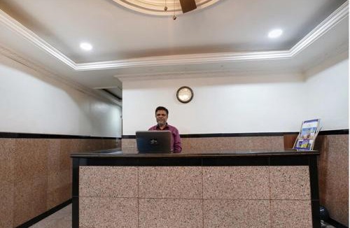 Hyderabad Hotel | Hotel Gayathri