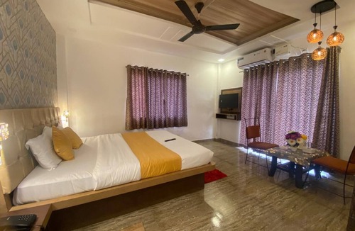 Mahabaleshwar Hotel | Hotel Golden Galaxy