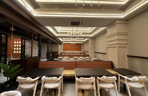 Sirsa Hotel | Hotel Grand Meriton