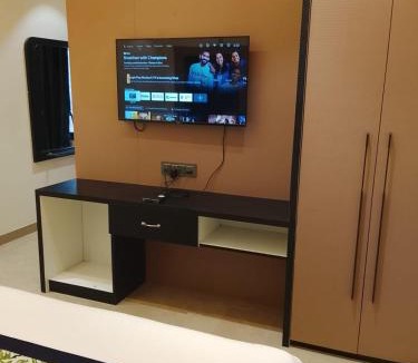 Junnar Hotel | Hotel Gurudev Inn