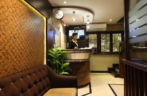 Dadar East Hotel | Hotel Happyland