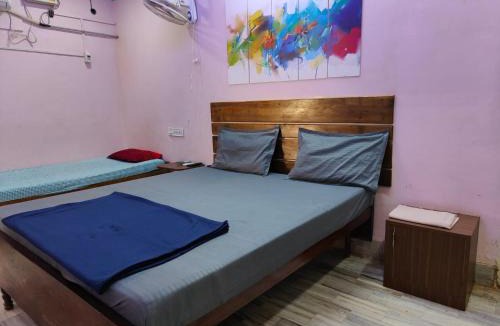 Brahmapur Hotel | Hotel HCB (Hemo Chandra Bhawan)