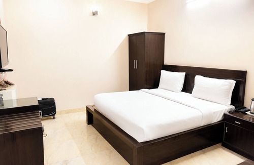 BHEL Township Hotel | Hotel Jasmine Grand Haridwar