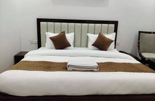 Tehri Hotel | HOTEL KAMAL RESIDENCY BY UK SEASON