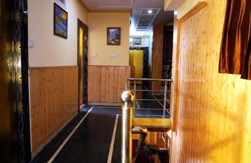 Chhota Shimla Hotel | Hotel King Palace