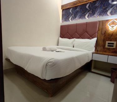 J B Nagar Hotel | Hotel M R STAY