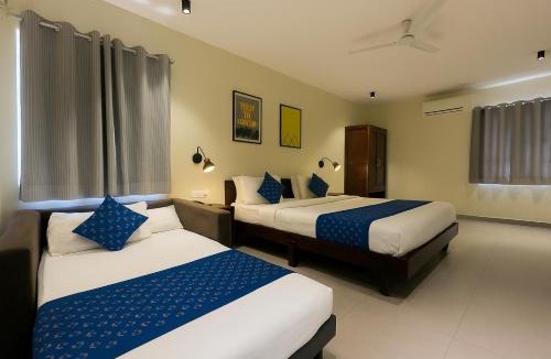 Mount Abu Hotel | Hotel Marigold Mount Abu - With Swimming Pool