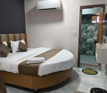 Himatnagar Hotel | Hotel Metro