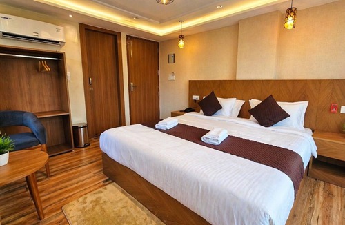 Rishikesh Hotel | Hotel Montarara Rishikesh