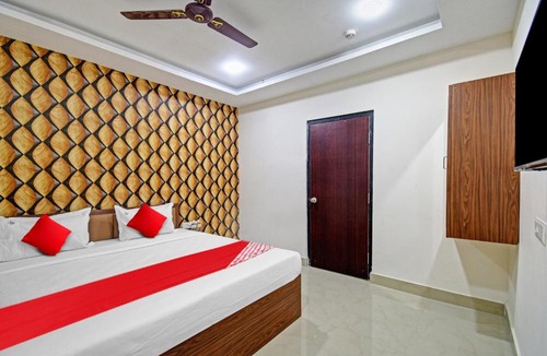 Cuttack Hotel | Hotel O ASHIRBAD PALACE