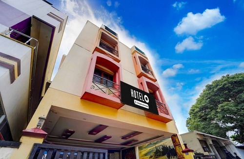 Gandhipuram House | Hotel O Coimbatore North Railway Station