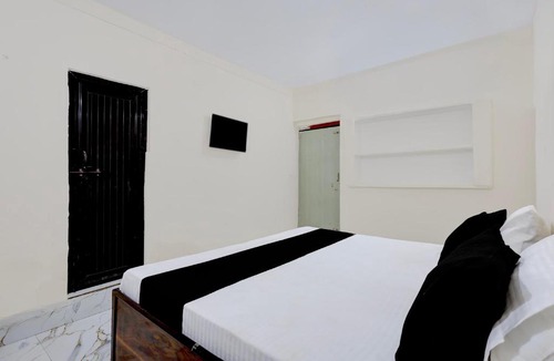Gwalior Hotel | Hotel O DEV INN