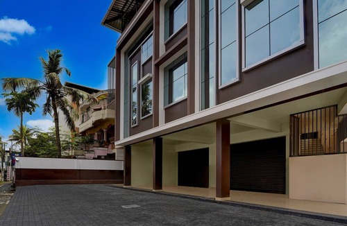 Kazhakuttam House | Hotel O Engineering College Sreekaryam