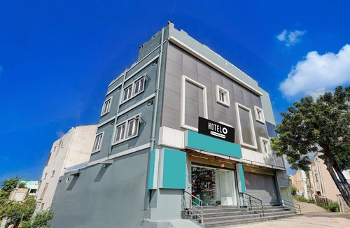 Vijayawada House | Hotel O Krishna Riverview