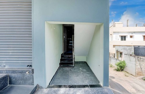 Vijayawada House | Hotel O Krishna Riverview