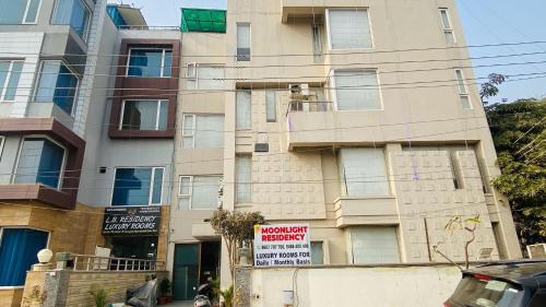 Sector 39 Hotel | Hotel O Mandeep Residency