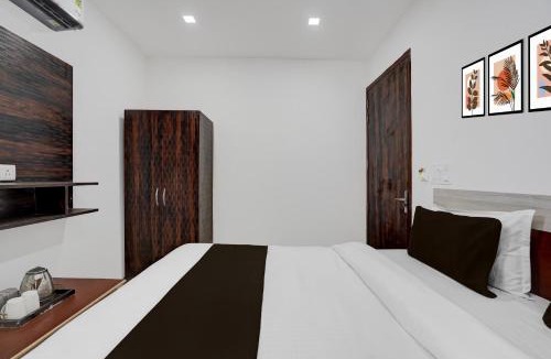 Farrukhabad Hotel | Hotel O The King Heaven
