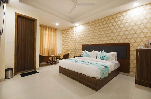 Mahipalpur Hotel | Hotel Perfectionist by Kelvish Hotel
