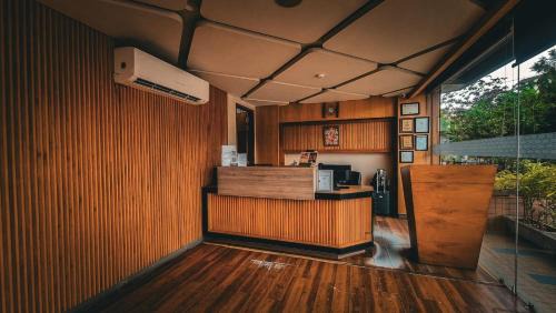 Paldi Hotel | Hotel Platinum Inn