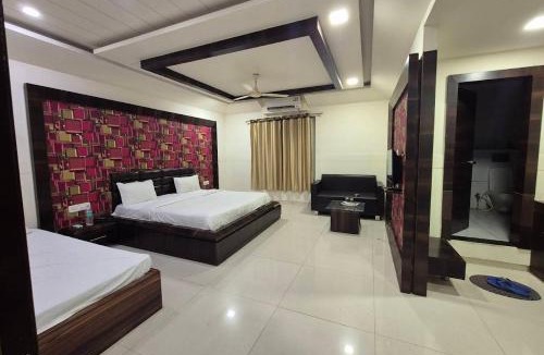Dewas Hotel | Hotel Sai kripa Dewas
