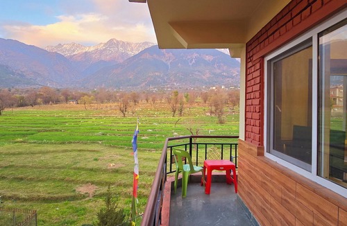 Fatehpur Hotel | Hotel Samdupling Himalayan Brothers