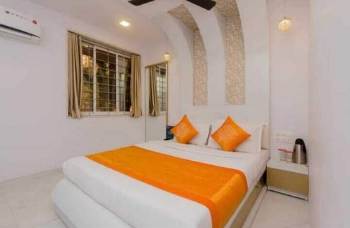 Vile Parle East Hotel | Hotel Satellite
