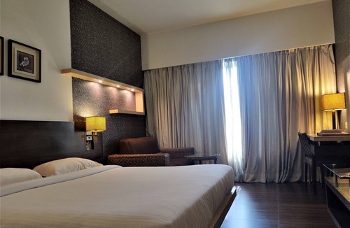 Thane West Hotel | Hotel Satkar Residency