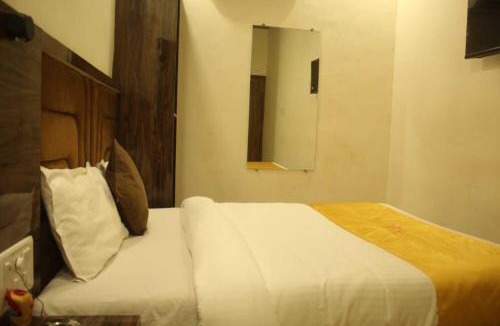 Goregaon West Hotel | Hotel Siddharth Residency- Siddharth Nagar, Goregaon West