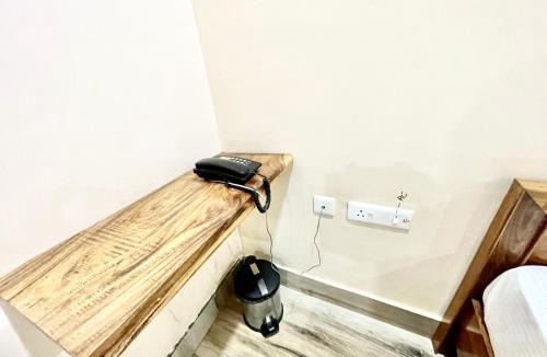 Puri Hotel | HOTEL SILICON ! PURI walking-from-sea-beach fully-Air-Conditioned-hotel Quiet-Place-with-parking near-temple-also - 2