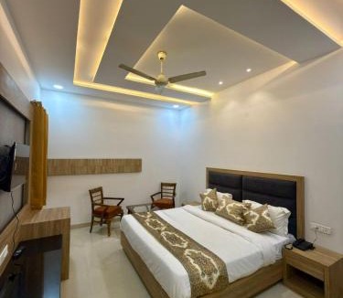 Amritsar Hotel | Hotel Silver Bricks