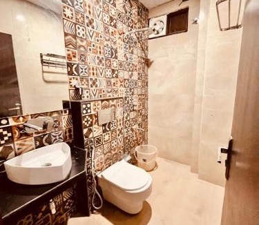 Mayapur Hotel | Hotel The Rama Classic - Managed By Sitara Group Near Ganga Ghat, Haridwar