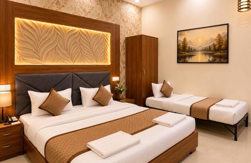 Zirakpur Hotel | Hotel Woodlark Square Zirakpur Chandigarh # Family Hotel # Property of the Year