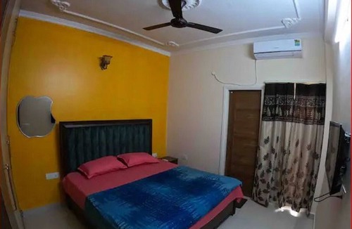 Kharar Bed & Breakfast | “Imagine coming home to this gorgeous 2 bedroom Flat near Mohali.”
