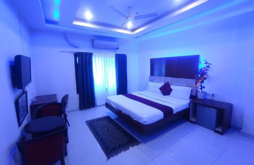 Lakdi Ka Pul Hotel | IndiGo Line Hotel- Beside Cafe Niloufer Lakdikapul