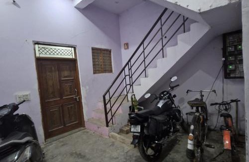 Hapur House | Iqbql Foji House