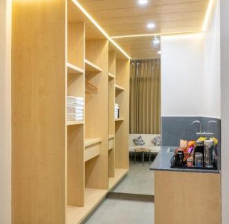 Panduranga Nagar Hotel | Iris Suites
