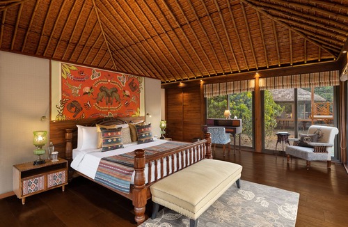Vikram Van Cabin | Jaagir Manor, Dudhwa – IHCL SeleQtions