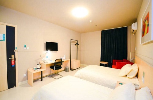 Jingxiu District Hotel | Jinjiang Inn