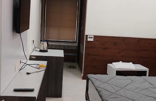 Nalgonda Hotel | JSR Grand hotel and banquets