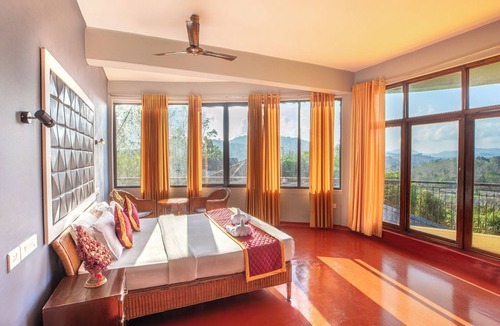 Thavinhal Hotel | Jungle Edge Resort