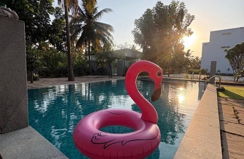 Bidadi House | Just 18km from Bangalore,Aari farms where nature meets comfort,with pool,etc