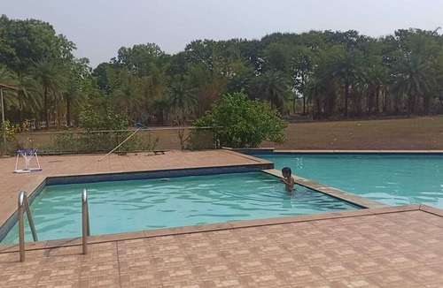 Karjat Apartment | Karjat Poolside Studio | Pvt Balcony | Couples, Friends & Family | Near Mumbai
