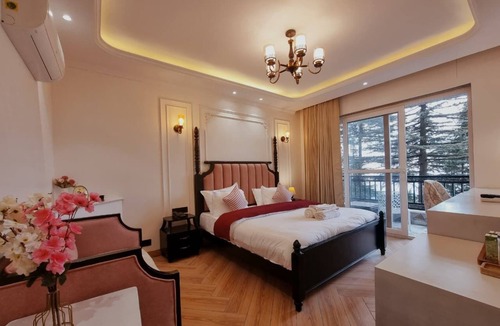 Dalhousie Bed & Breakfast | Kavin Akasa - The Mall