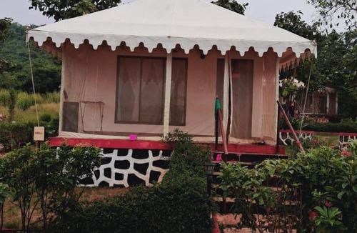 Pali House | Krishna's den- a cottage retreat a Gaudham Periyar Farmstay