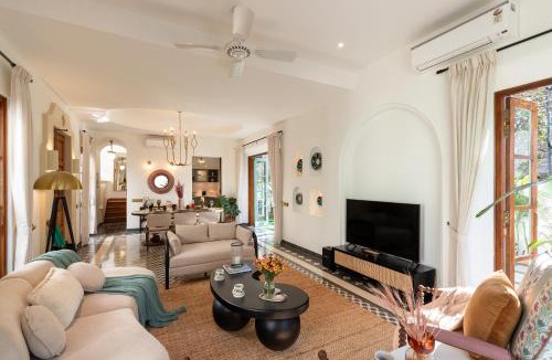 Verla Canca Villa | La Massima by The Blue Kite 2BHK Indo Portuguese Style Villa in Parra with Private Pool, Fully Equipped Kitchen, WiFi & 24x7 Security