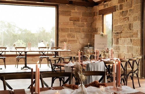 Pokolbin House | La Vigna Function and Wedding Accommodation the whole vineyard sleeps up to 40