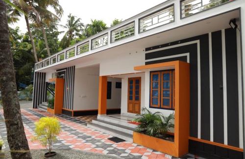 Mathilil House | Lake of Alsima